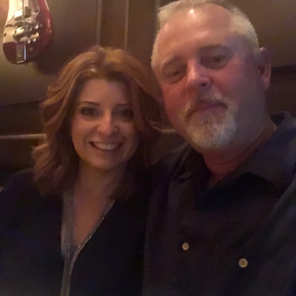 Meet your Posher, Rebecca Posh Ambassador - Picture 3 of 4